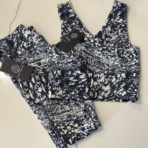 Move Theology Women's Navy/White Activewear Set Bra Tank/ 7/8 Legging Size S NWT